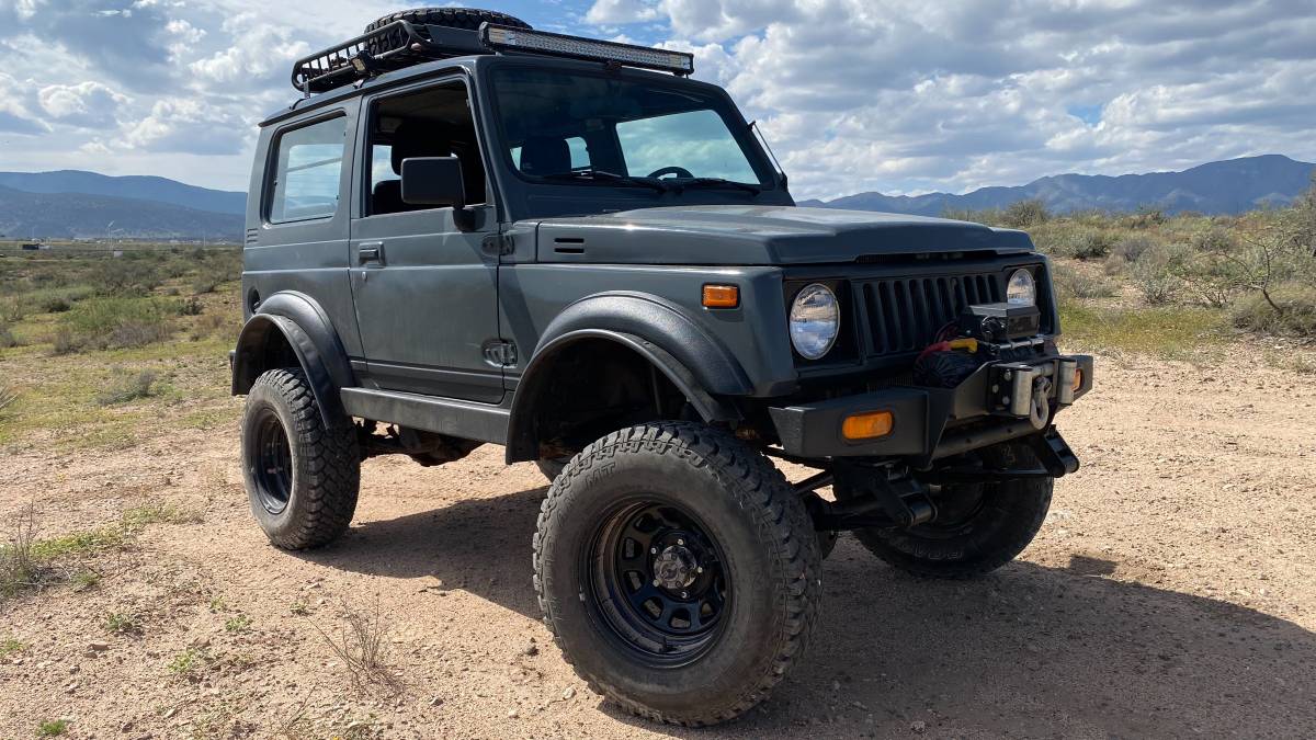 Suzuki-samurai-sj413-tintop-1988-grey-2