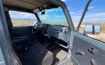 Suzuki-samurai-sj413-tintop-1988-grey-3