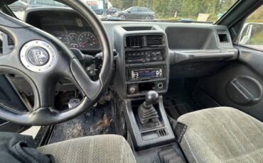 Suzuki-sidekick-1989-10