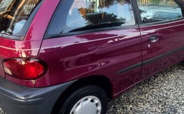 Suzuki-swift-hatchback-1995-purple-2