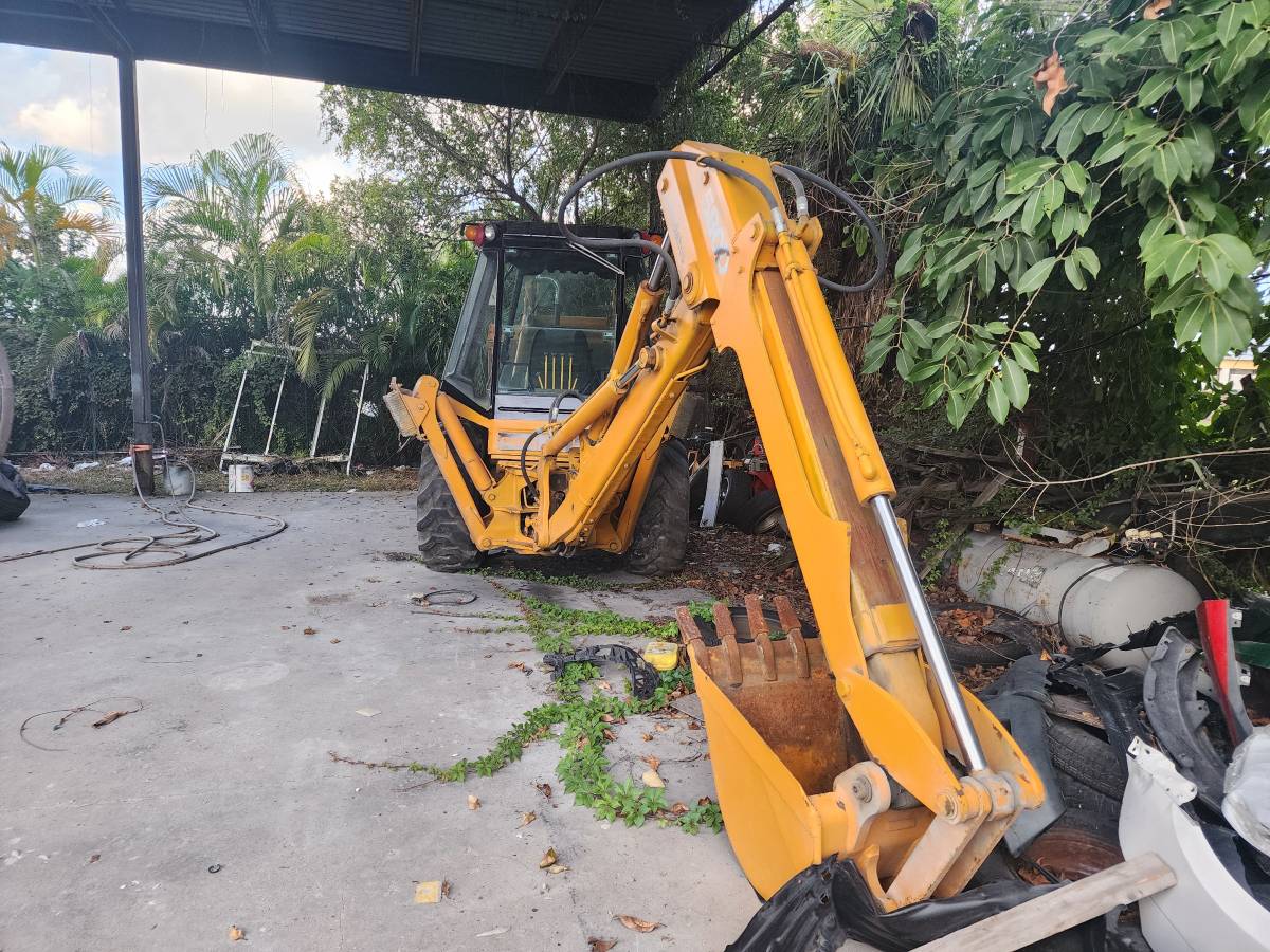 The-case-580d-backhoe-diesel-1996-19