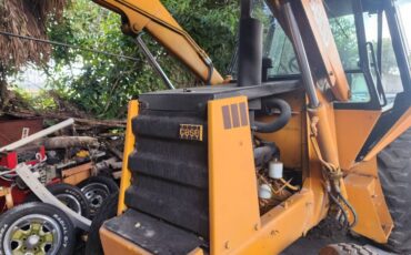 The-case-580d-backhoe-diesel-1996-2