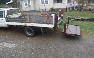 Toyota-1-ton-truck-1986-white-2