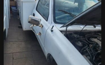 Toyota-1989-white-2