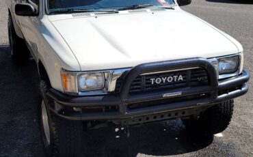 Toyota-1991-white-4