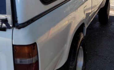 Toyota-1991-white-8