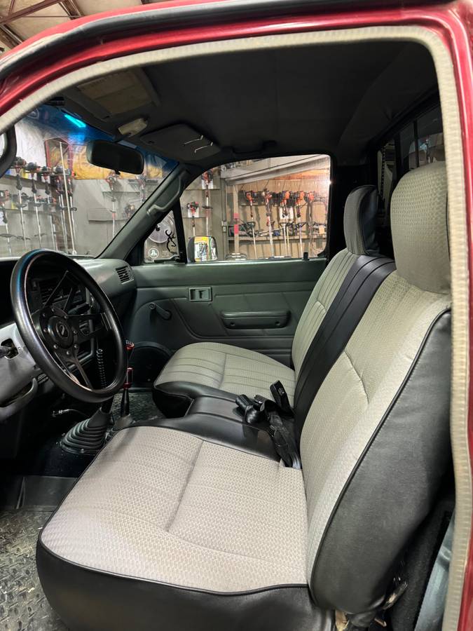 Toyota-1994-red-3