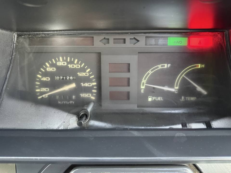Toyota-1995-white-11