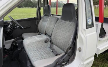 Toyota-1995-white-2