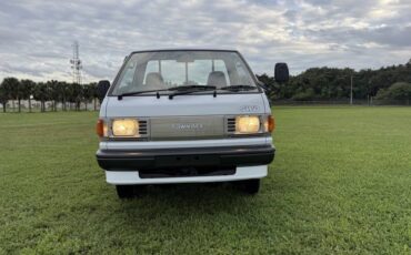 Toyota-1995-white-8