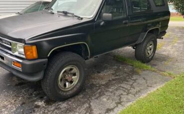 Toyota-4-runner-1987-black-1
