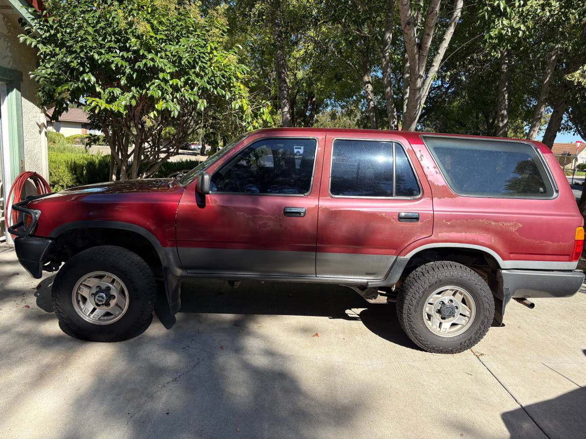 Toyota-4-runner-1990-red-4