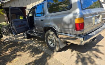 Toyota-4-runner-1994-grey
