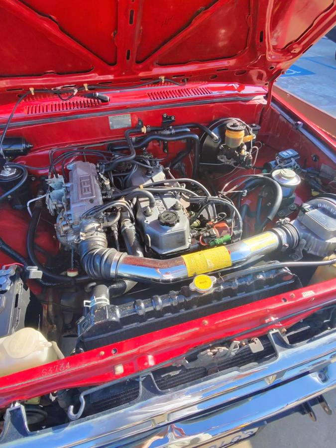 Toyota-4-runner-dlx-1986-red-11