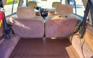 Toyota-4-runner-dlx-1986-red-12