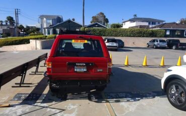 Toyota-4-runner-dlx-1986-red-6