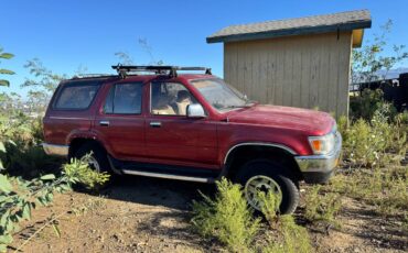 Toyota-4-runner-sr5-v6-4x4-1995-red-1