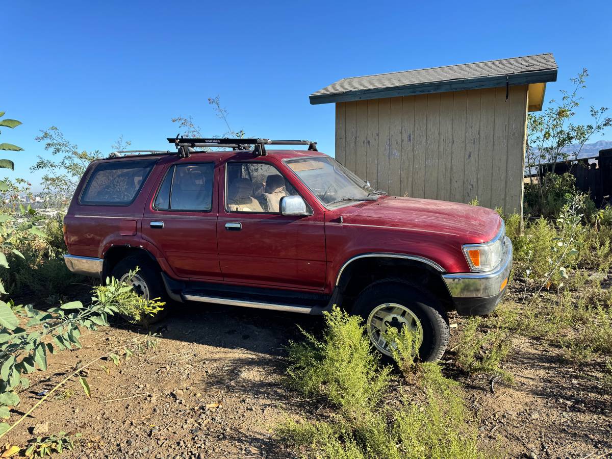 Toyota-4-runner-sr5-v6-4x4-1995-red-1
