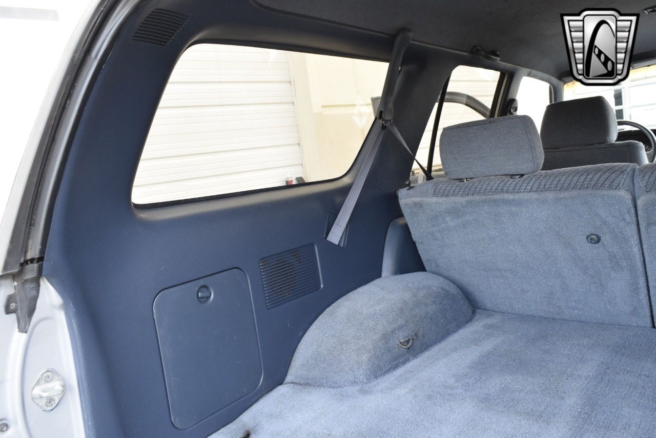 Toyota-4Runner-1991-other-29
