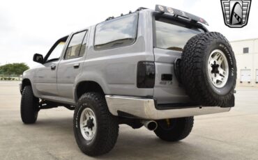 Toyota-4Runner-1991-other-38