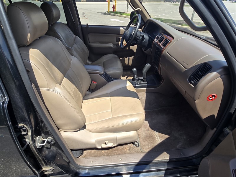 Toyota-4Runner-1996-SPORT-UTILITY-4-DR-27