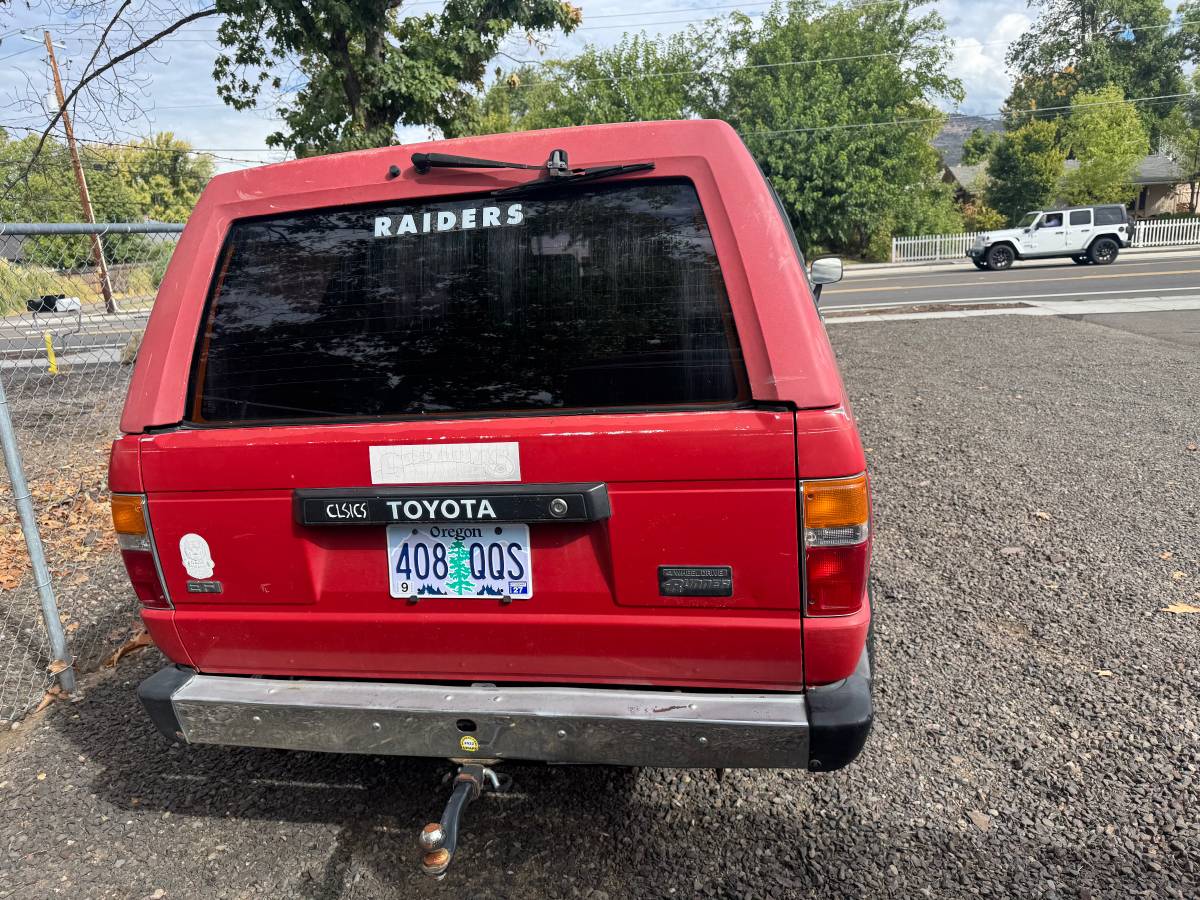 Toyota-4runner-1986-red-1