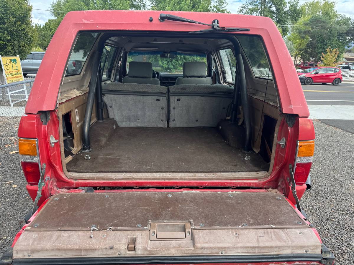 Toyota-4runner-1986-red-14