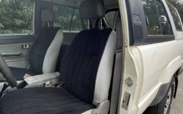 Toyota-4runner-1986-white-11