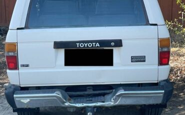 Toyota-4runner-1986-white-3
