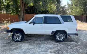 Toyota-4runner-1986-white
