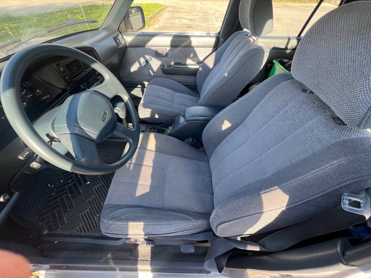 Toyota-4runner-1990-4