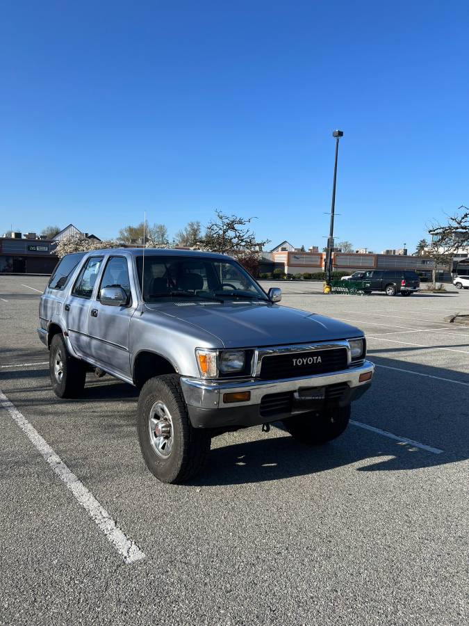 Toyota-4runner-1990