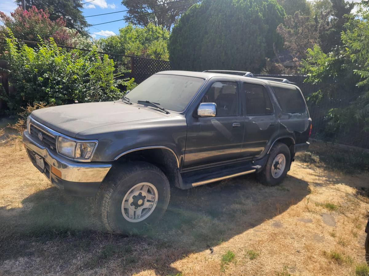 Toyota-4runner-1992-grey-2