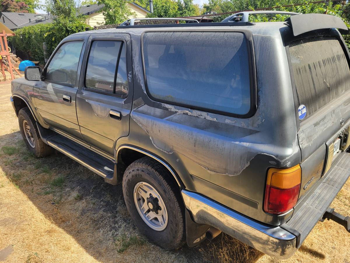 Toyota-4runner-1992-grey-3