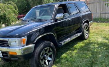 Toyota-4runner-1994-black