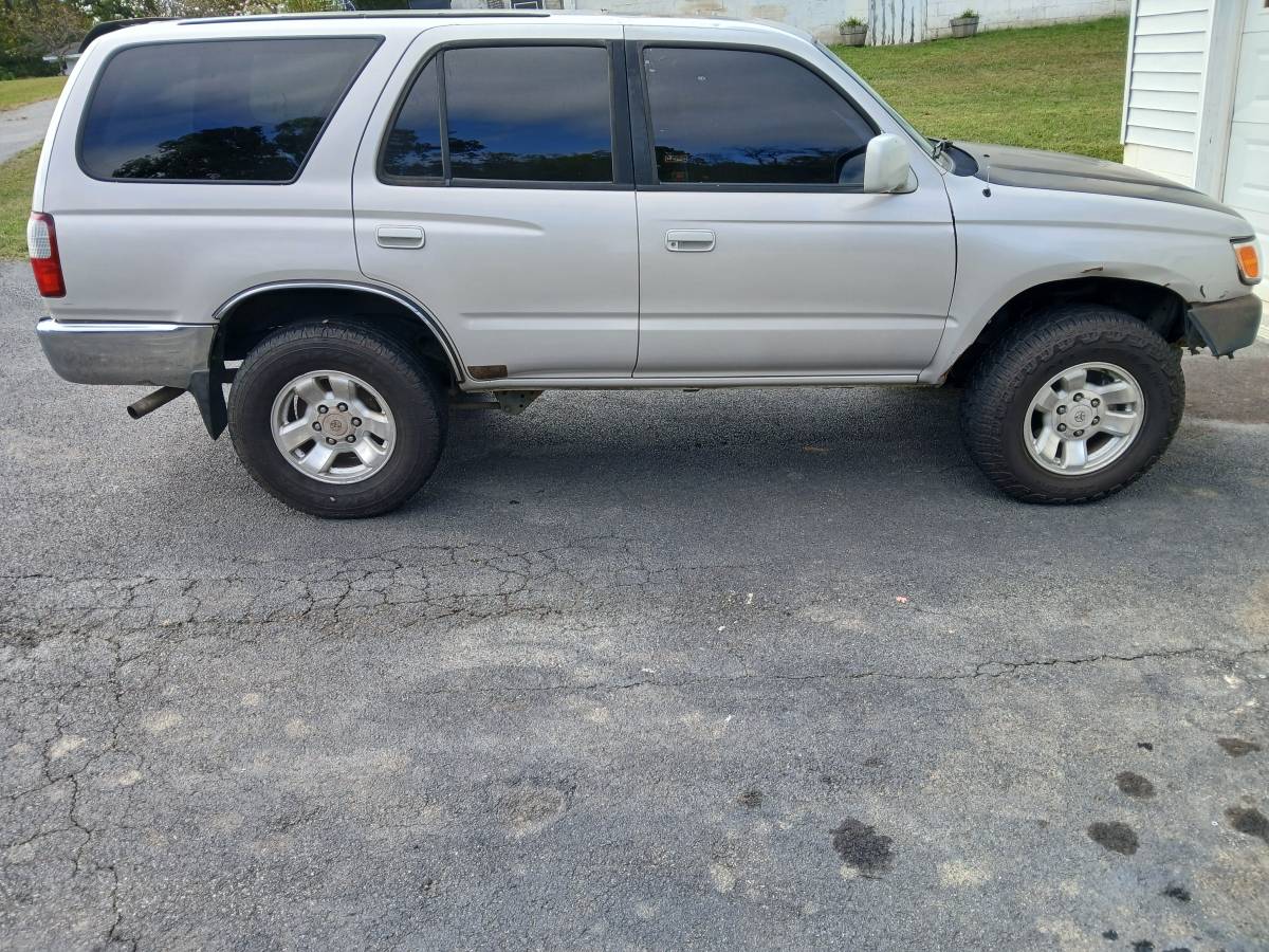 Toyota-4runner-1996