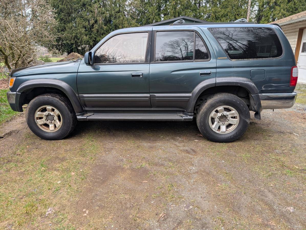 Toyota-4runner-1996-green-1