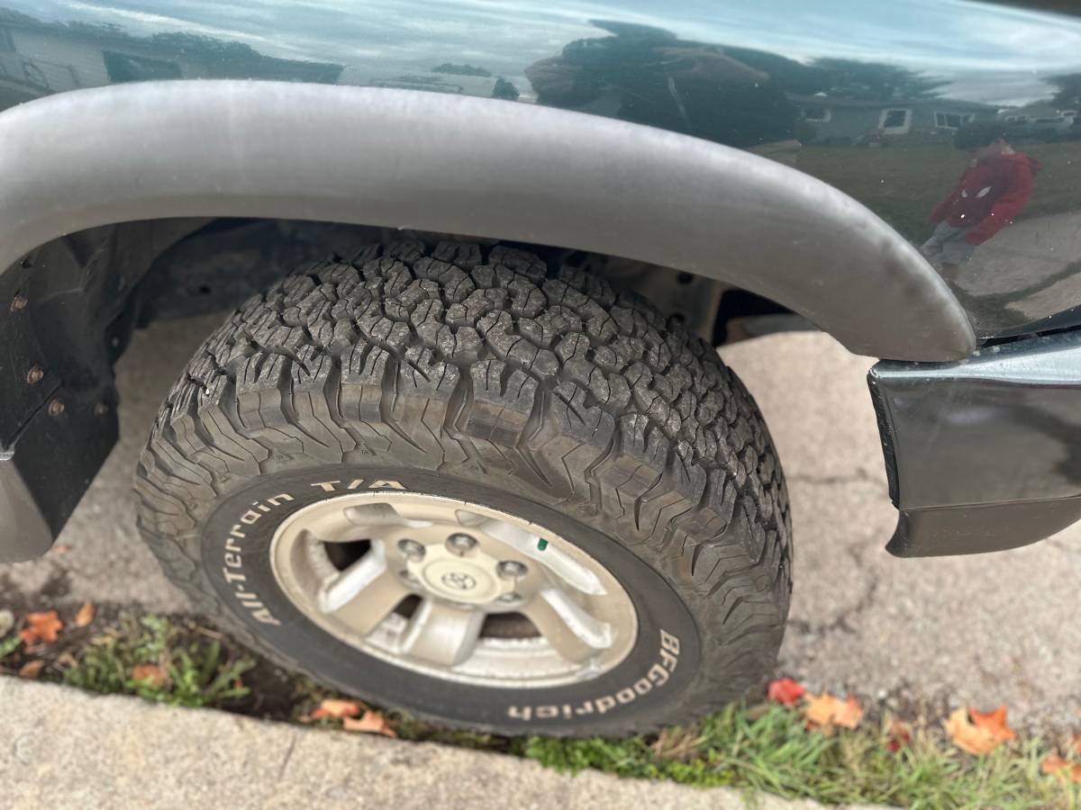 Toyota-4runner-1996-green-10