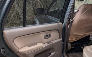 Toyota-4runner-1996-green-8