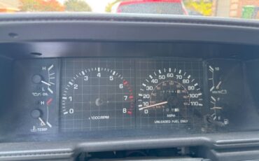 Toyota-4runner-4wd-1989-white-11