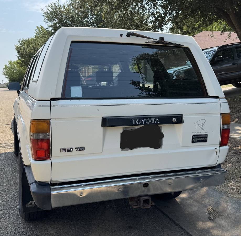 Toyota-4runner-4wd-1989-white-4