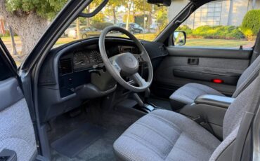 Toyota-4runner-limited-1993-10