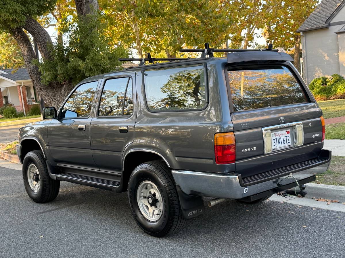 Toyota-4runner-limited-1993-4