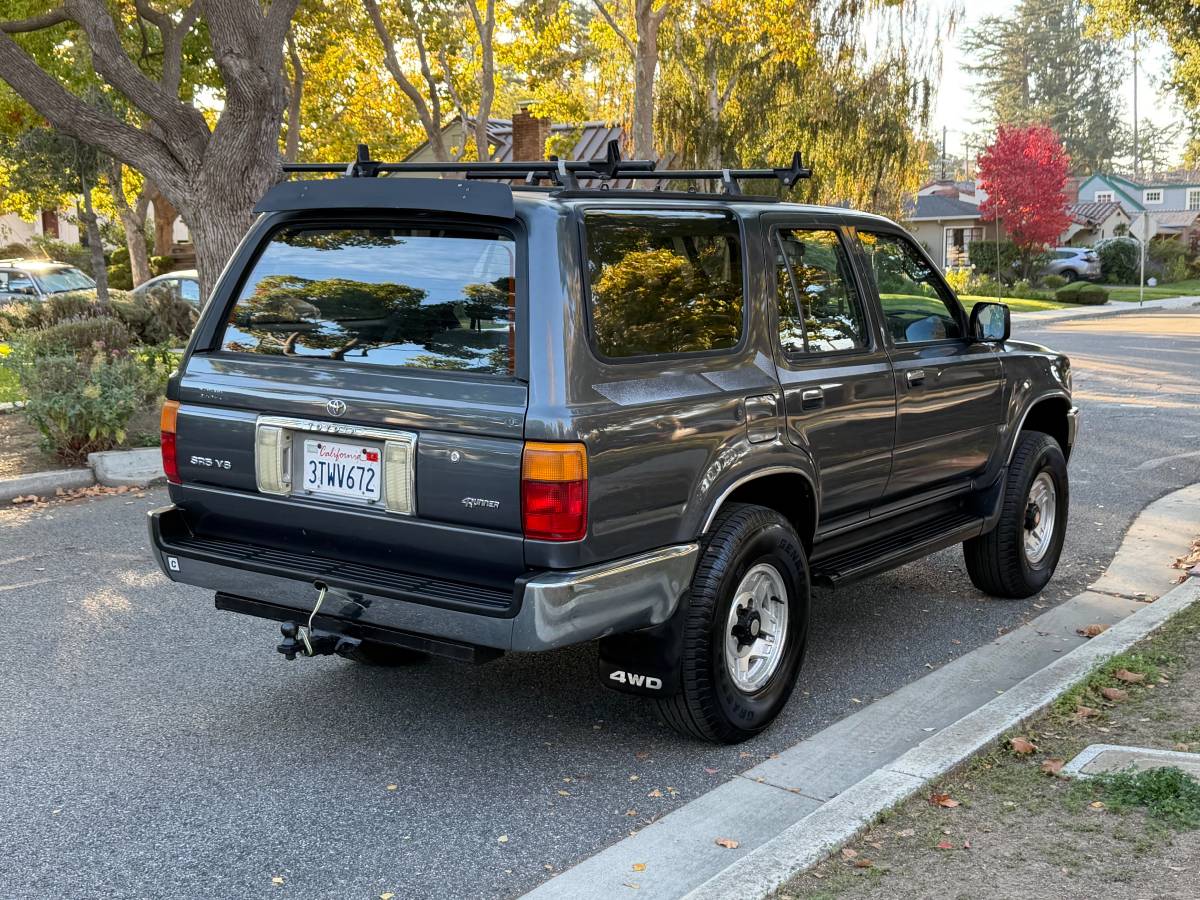 Toyota-4runner-limited-1993-6