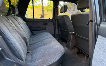 Toyota-4runner-limited-1993-9