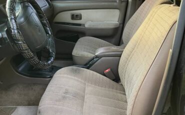 Toyota-4runner-sr5-1996-black-1