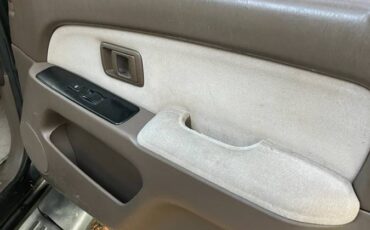 Toyota-4runner-sr5-1996-black-3