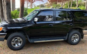 Toyota-4runner-sr5-1996-black-4