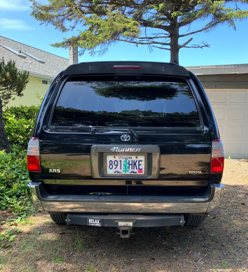 Toyota-4runner-sr5-1996-black-6