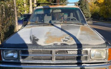Toyota-4runner-sr5-4x4-1986-black-5